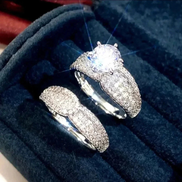 2 Pcs/set 925 Silver Plated Bridal Wedding Zircon Ring For Women Engagement NWT. - Picture 3 of 5